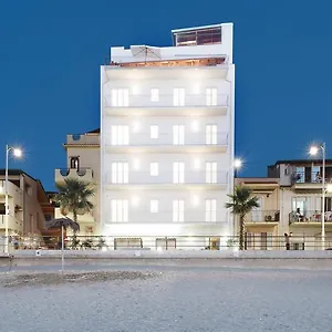 vuelle-residence-apartments.sicilyhotelsitaly.net/