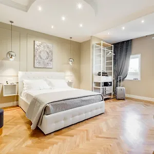 Mellini Palace By Premium Collection Gasthuis Rome